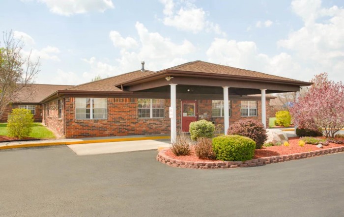 Life Care Center Of Lagrange