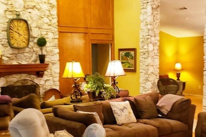 Silver Leaf Assisted Living at Graystone