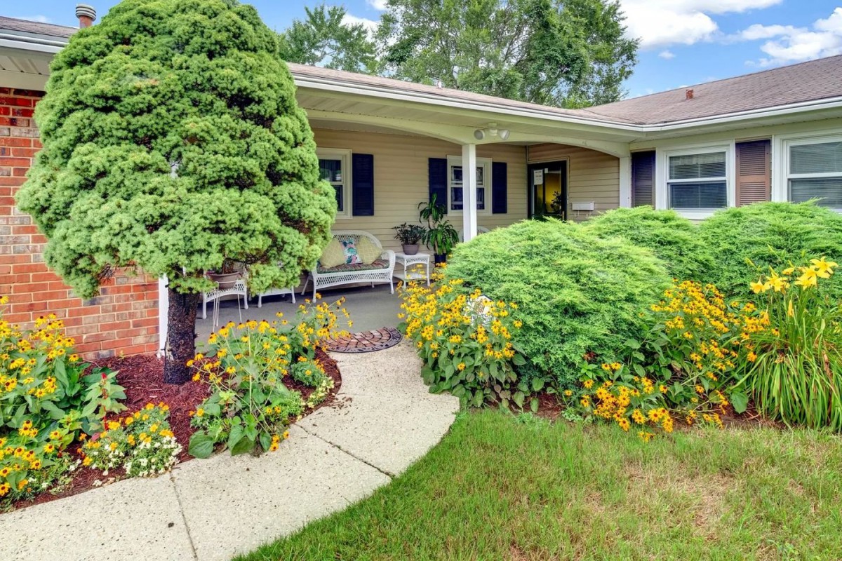 Springtime Home V