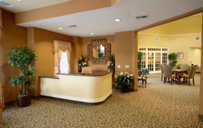 Crestview Court