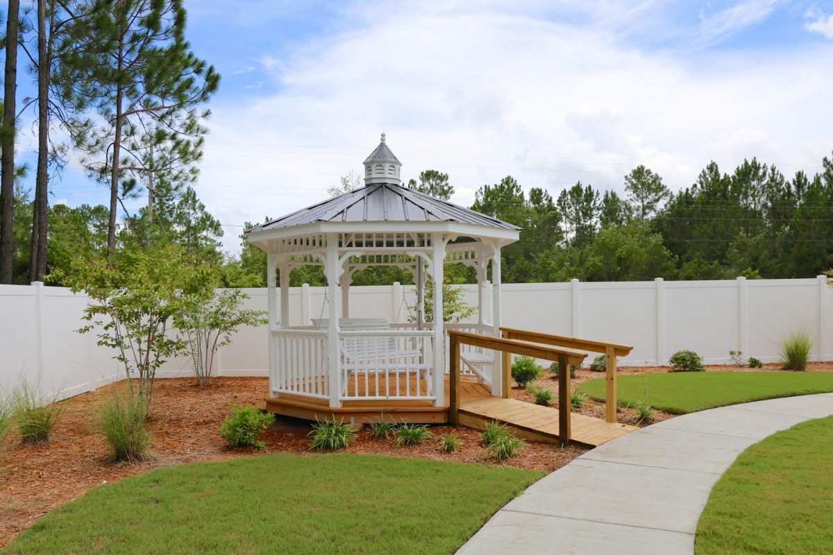 Lakes Crossing Senior Care
