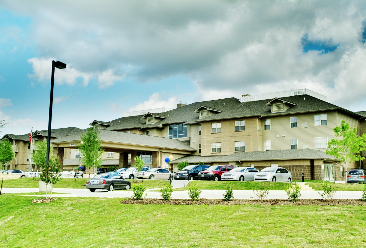 Lakeline Oaks Retirement Community