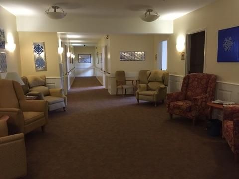 Hilltop Manor