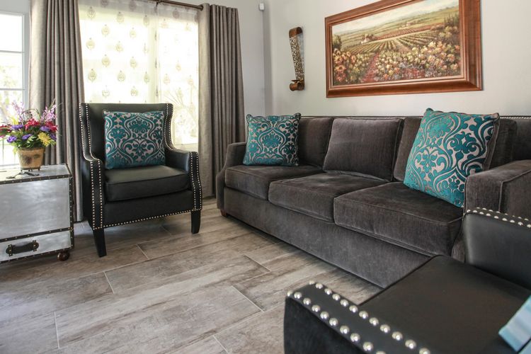 Divine Manor Care