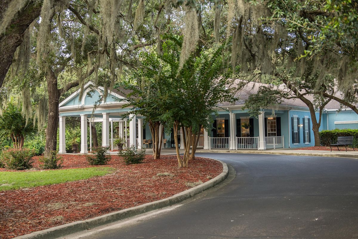 River Oaks