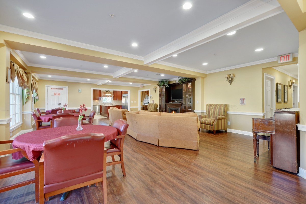 Fox Trail Memory Care Living at Paramus