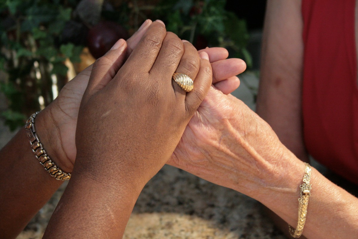 Assisting Hands Humble
