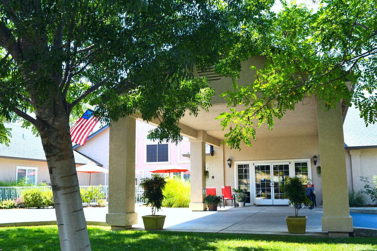 Oakdale Heights Assisted Living