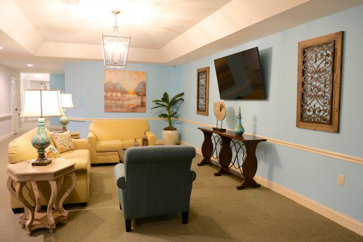 Lakes Crossing Senior Care
