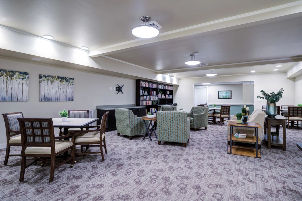 Mirror Lake Village Senior Living Community