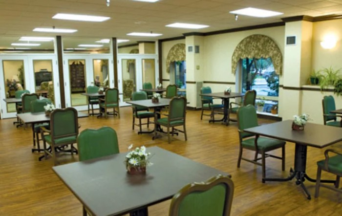Colonial Park Care Center