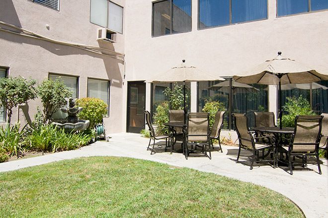 Summit Assisted Living of Tarzana