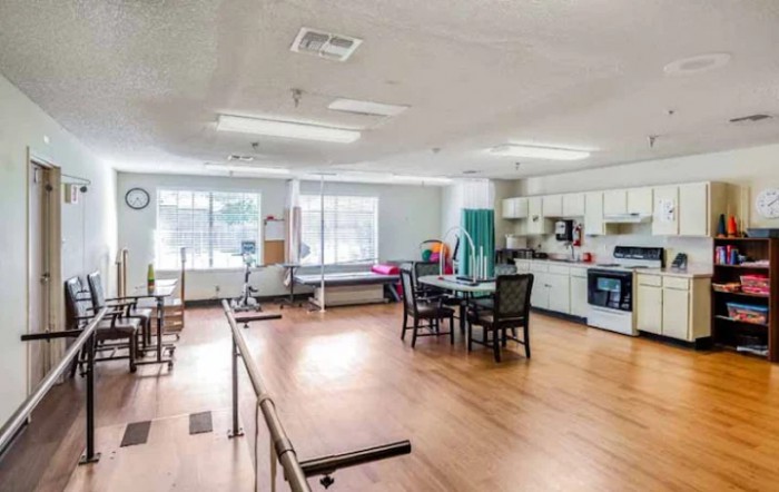 Longmeadow Healthcare Center