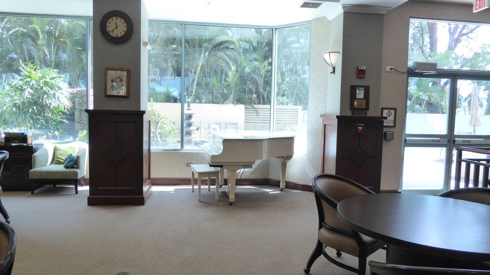 One Kalakaua Senior Living