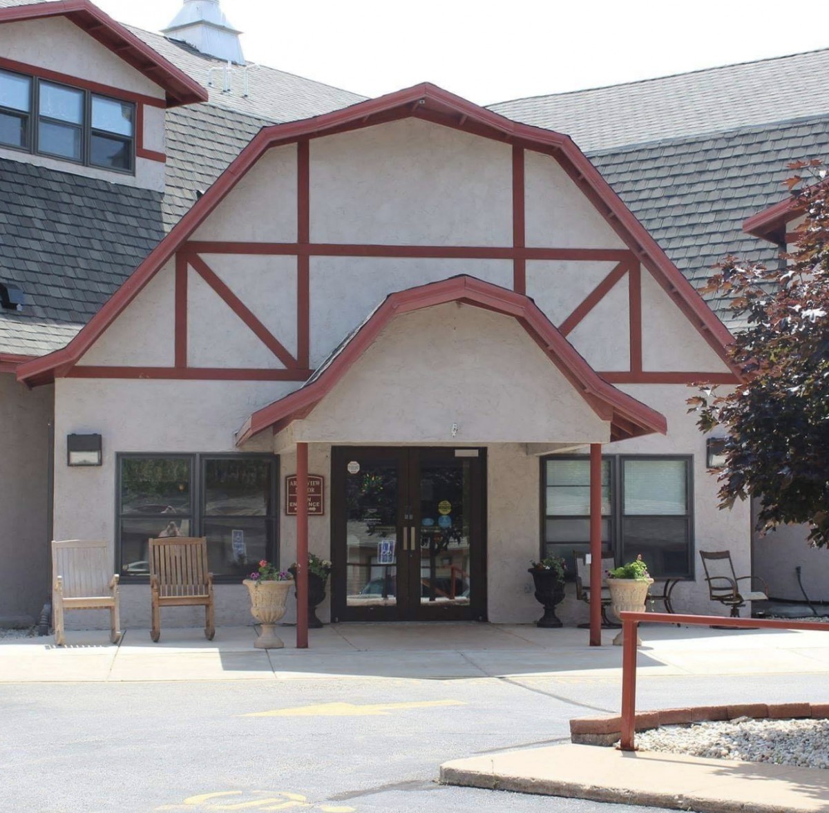 Arborview Manor
