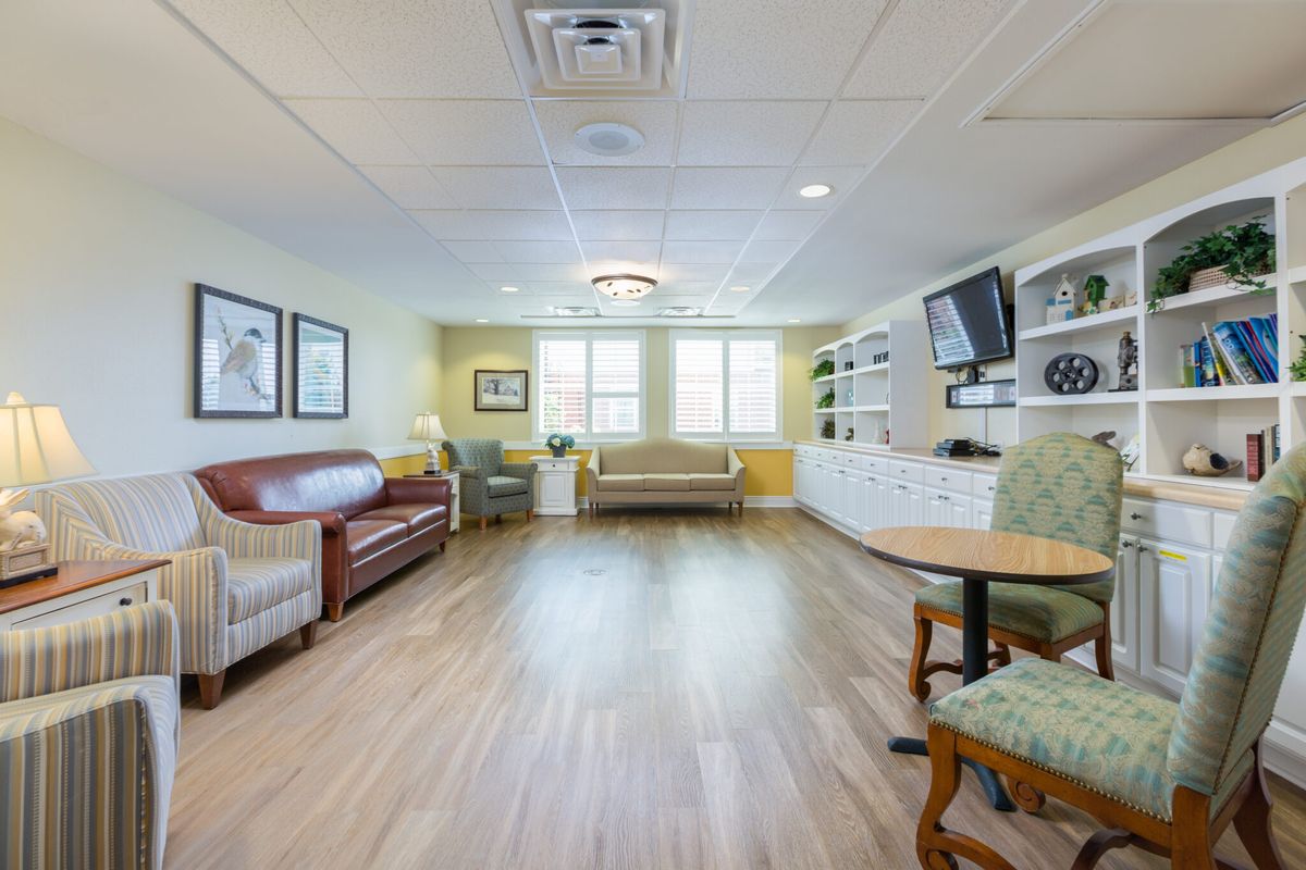 Lincoln Meadows Senior Living