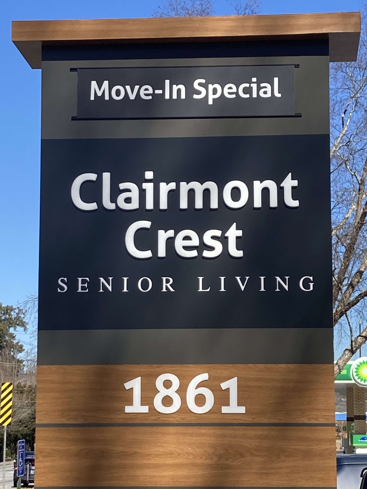 Clairmont Crest Apartments