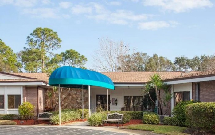 West Bay Rehab & Nursing Center