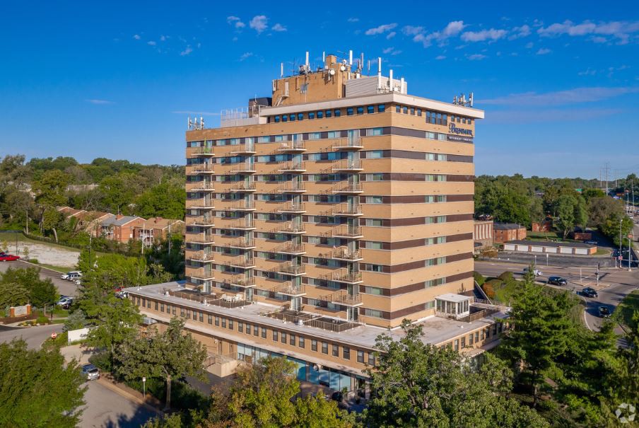 Brentmoor Retirement Community