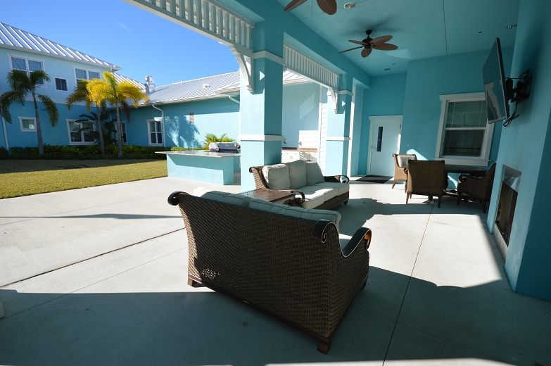 Grand Oaks of Jensen Beach