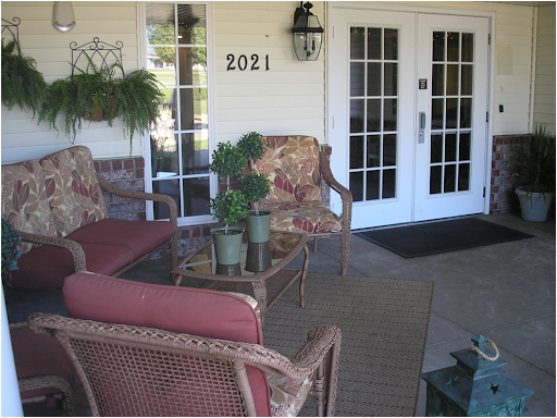 Avonlea Cottage of Quad Cities II