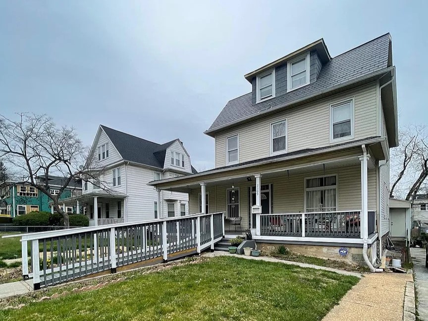Chelsea Manor