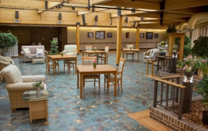 Rennes Health And Rehab Center - East