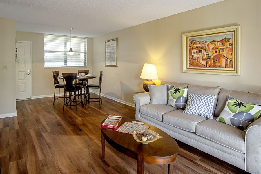 Elison Independent Living Of Lake Worth