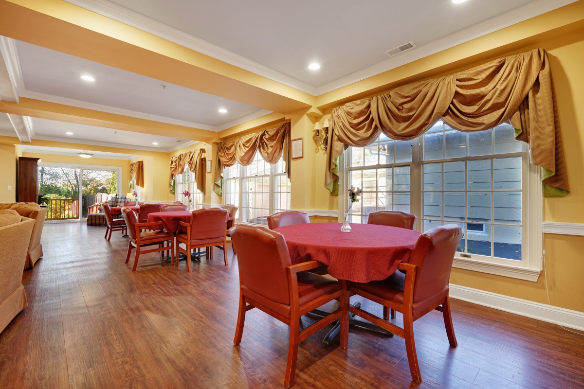 Fox Trail Memory Care Living at Paramus