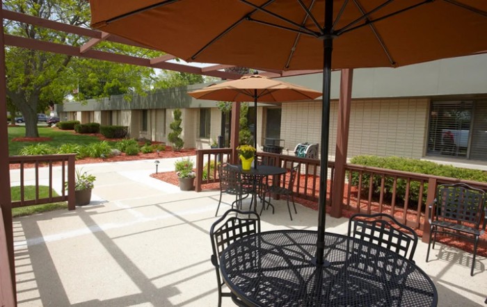 Crossroads Care Center Of Sun Prairie