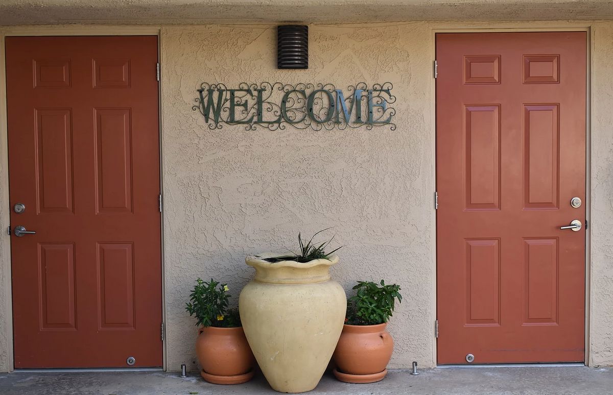 Desert Cove Assisted Living At Desert Hot Springs