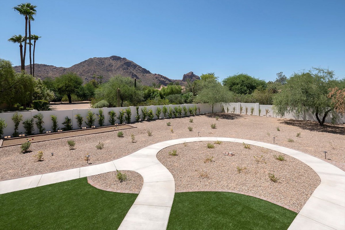 Paradise Living Centers Camelback - Paradise Valley