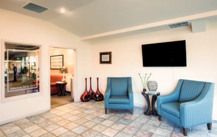 Brookside Inn