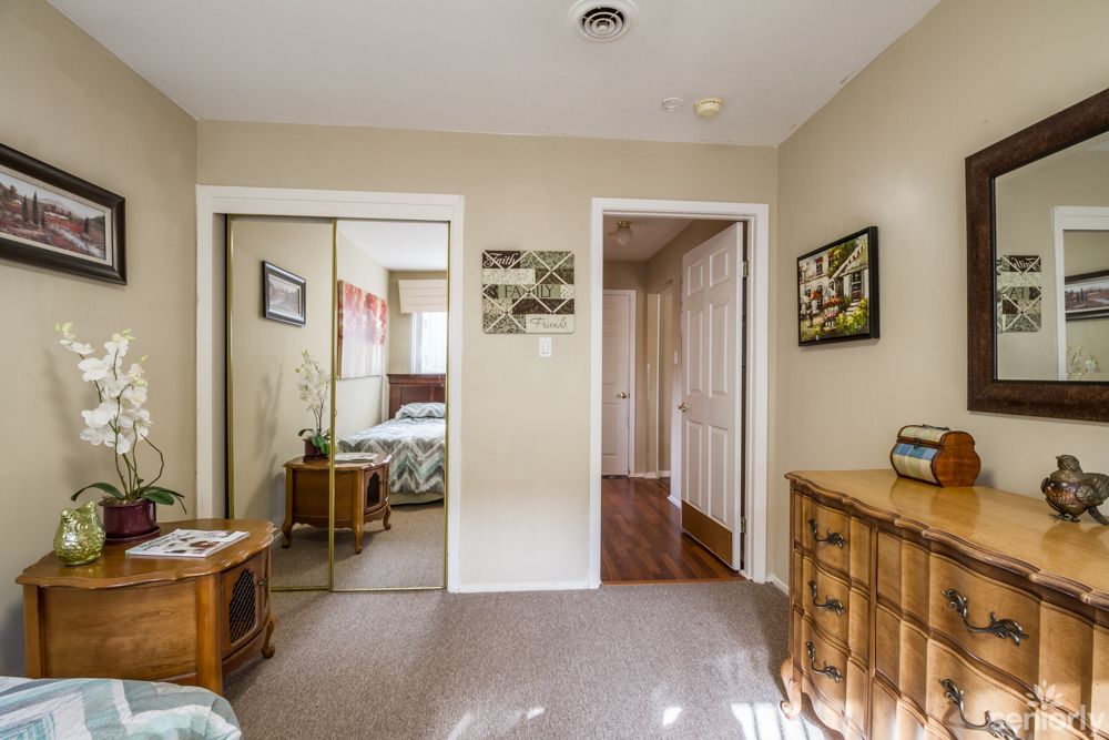 Damenik's Home (Daly City)