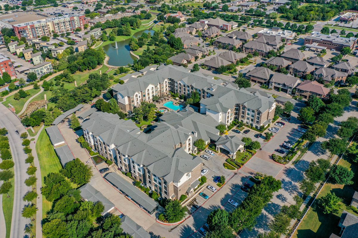 Conservatory at Keller Town Center