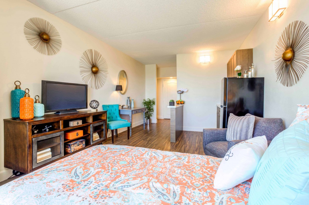 Deer Valley Senior Living