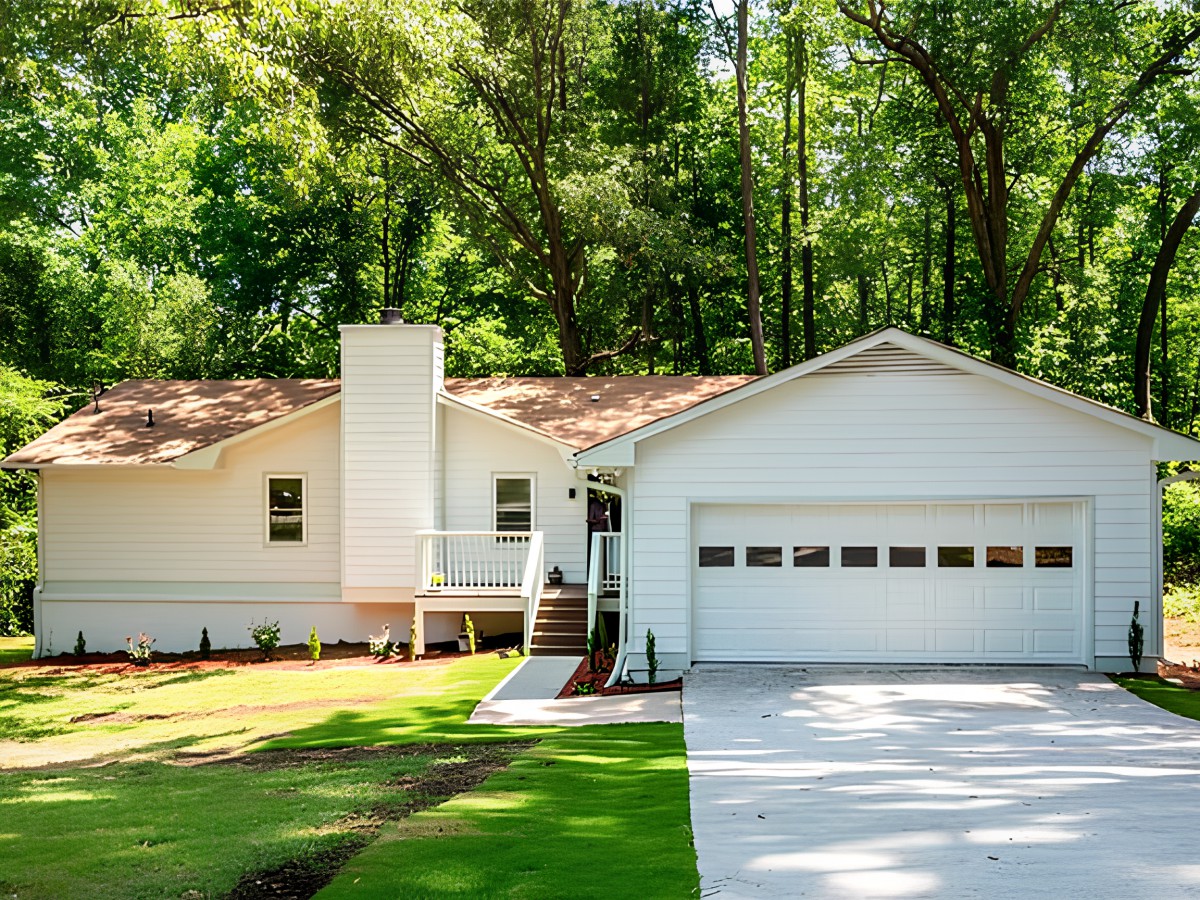 Schnora's Happy Home