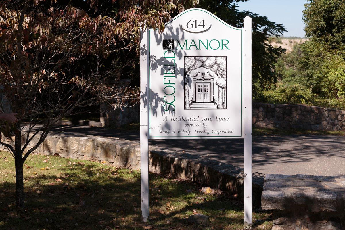 Scofield Manor