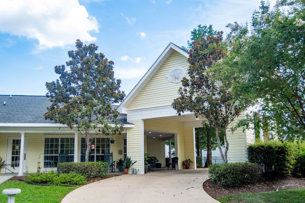 River Chase Village