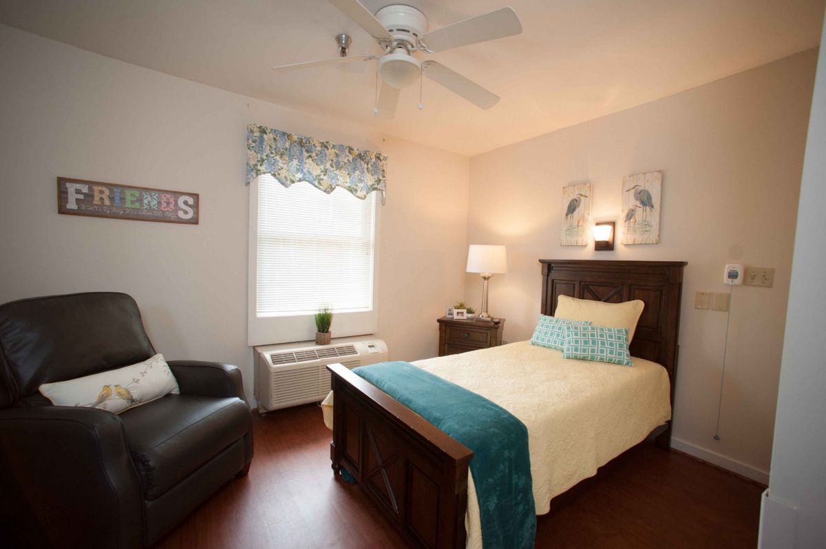Commonwealth Senior Living at Churchland House
