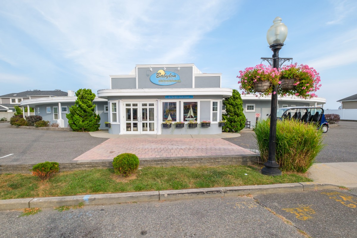 Babylon Beach House Home For Adults