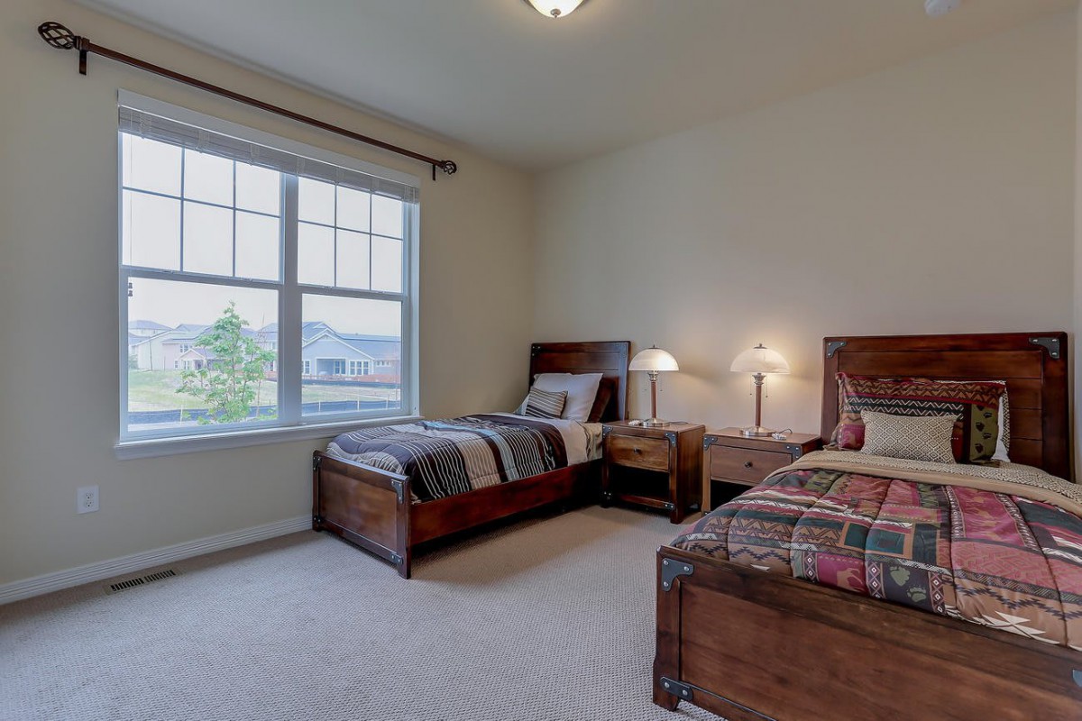 Senior Living At The Sierra Ridge