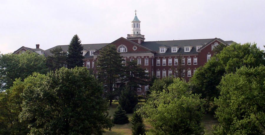 Holy Family Manor