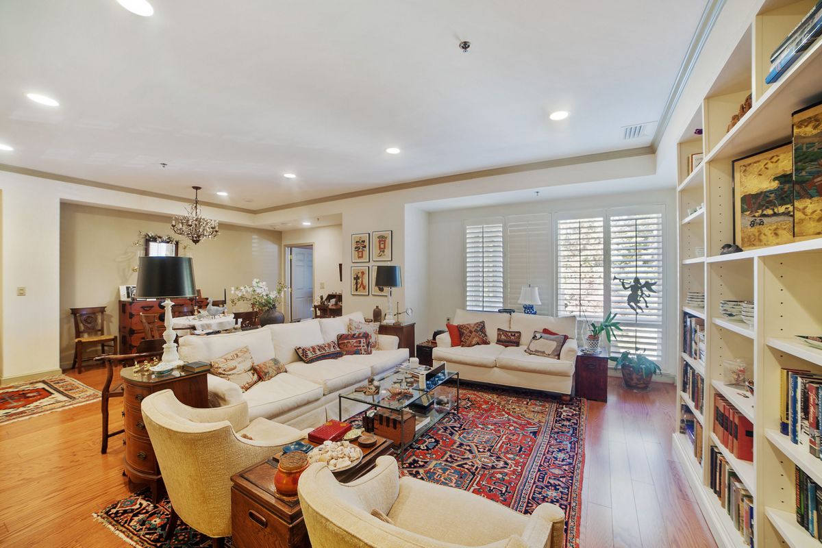 Knollwood Military Retirement Community