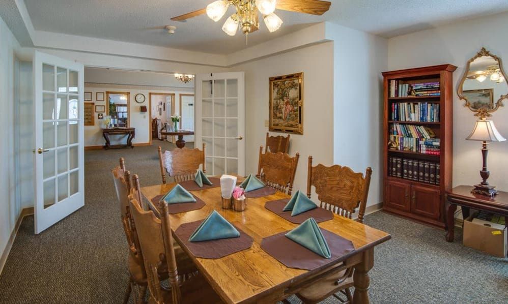 Victorian Place Of Owensville
