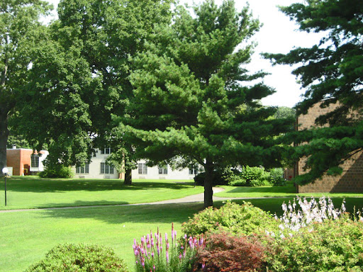 St Johnland Nursing Center