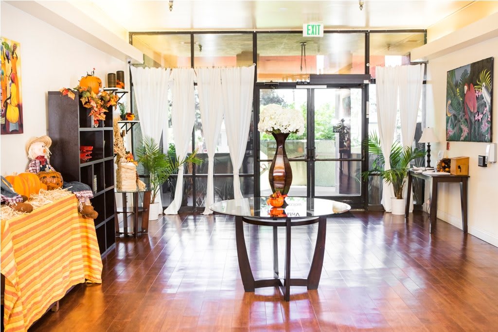 Vista Del Mar Senior Living