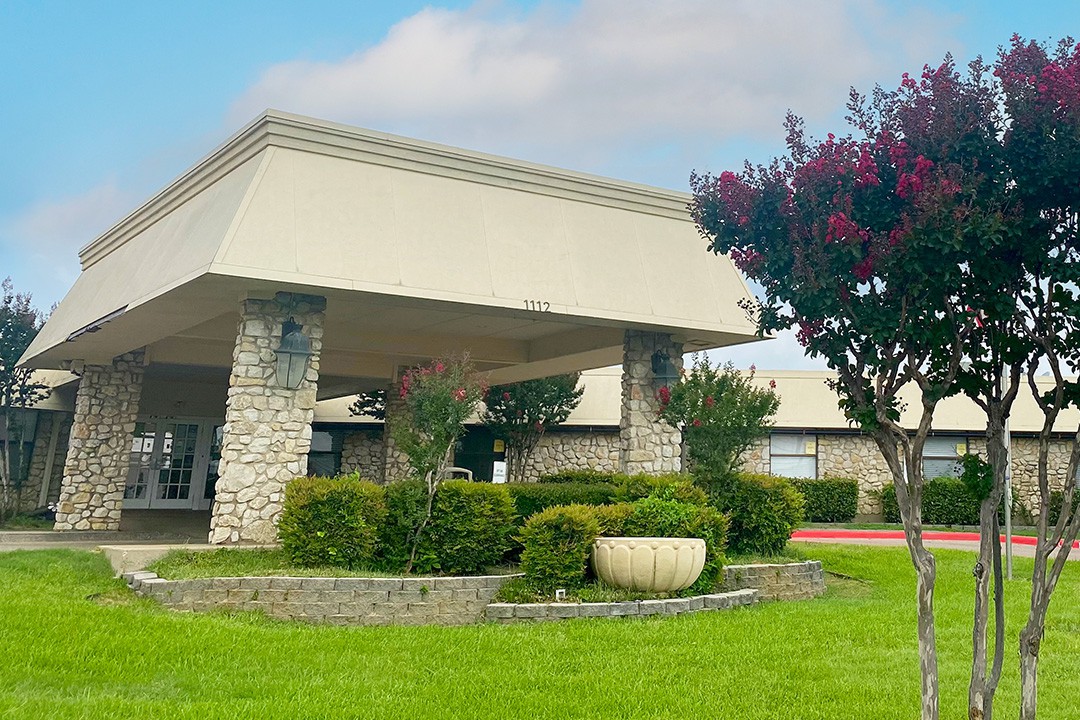 Heritage Oaks