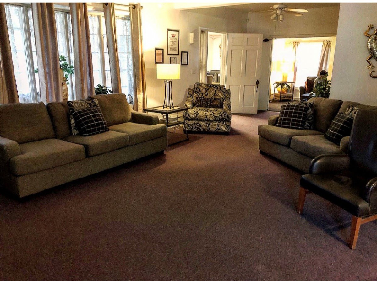 Assisted Living at Buckingham Manor