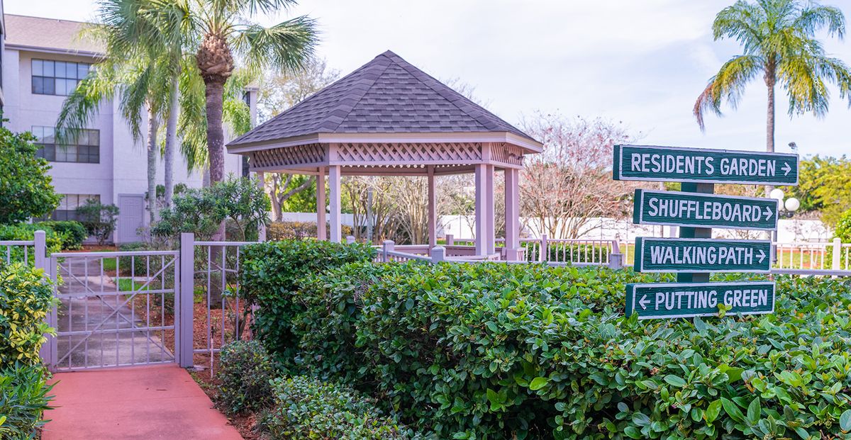 Holiday Regency Residence